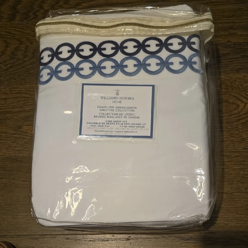 Williams Sonoma Chain Link White Embroidered Luxurius Italian King Sheet Set
